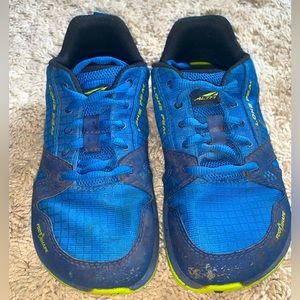 Altar Lone Peak Youth Size 2 Blue Hiking Shoes